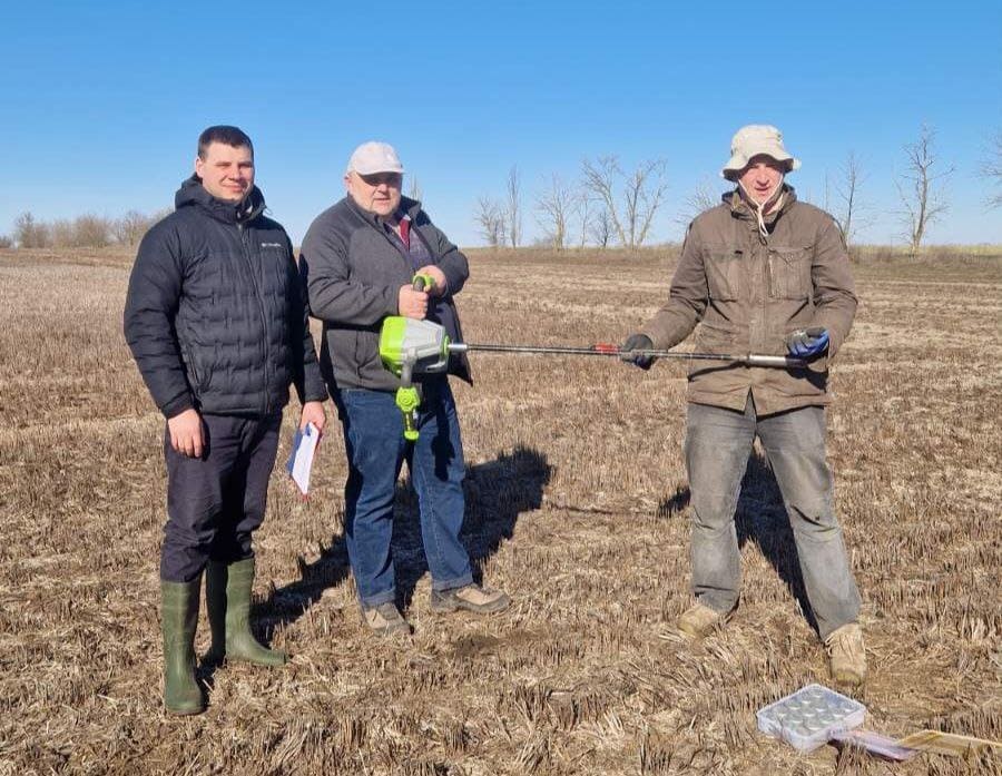 ВИЗНАЧЕННЯ ЗАПАСІВ ПРОДУКТИВНОЇ ВОЛОГИ В ҐРУНТІ - КЛЮЧОВИЙ КОМПОНЕНТ СУЧАСНОГО CТАЛОГО ЗЕМЛЕРОБСТВА